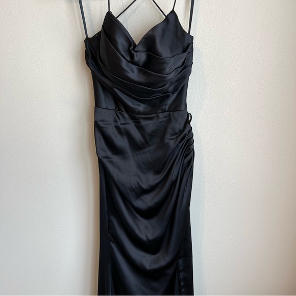 Lauren Ashley Black Satin Cowl Bodice Gown with Slit, Size 2 - Picture 6 of 13